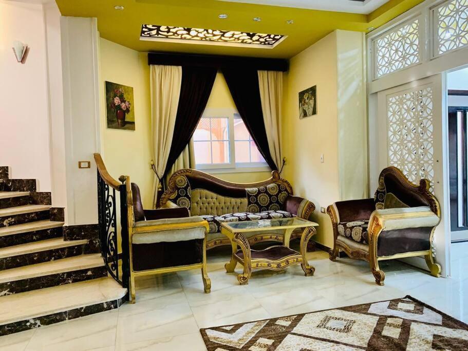 Vilă Golden Oasis Luxurious Private With Pool